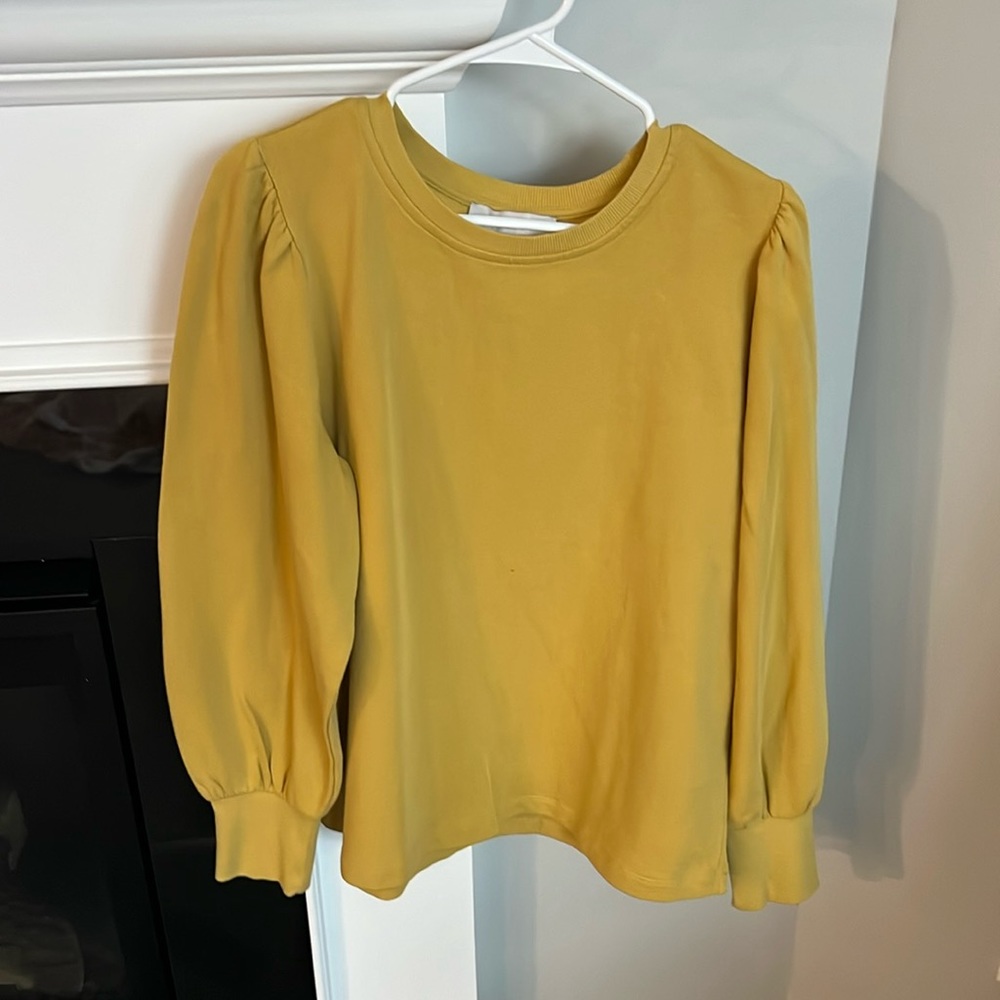 NWT women’s dressy sweatshirt Size L
